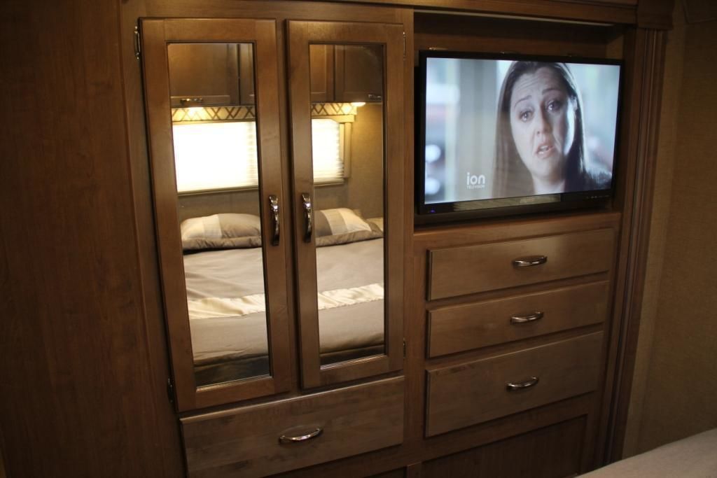 Photo 4 - 2022 Thor Class C Motorhome rental photo 6