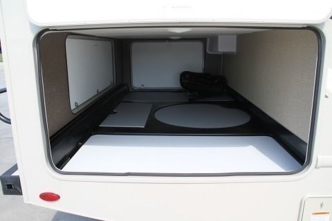 Photo 2 - 2022 Thor Class C Motorhome rental photo 4