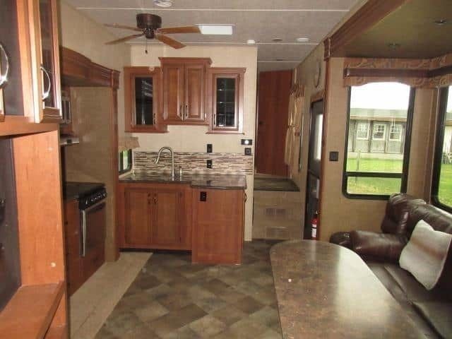 Photo 6 - 2019 Forest River Fifth Wheel rental photo 8