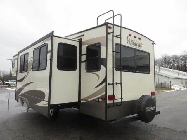 Photo 2 - 2017 Forest River Fifth Wheel rental photo 4
