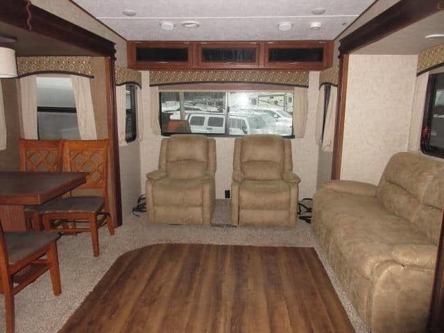 Photo 2 - 2016 Forest River Fifth Wheel rental photo 4