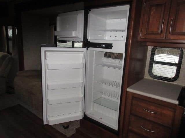 Photo 3 - 2016 Forest River Fifth Wheel rental photo 5