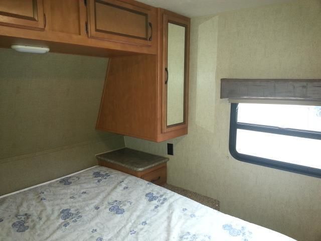 Photo 22 - 2016 Palomino Travel Trailer rental photo 24