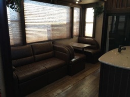 Photo 11 thumbnail 13