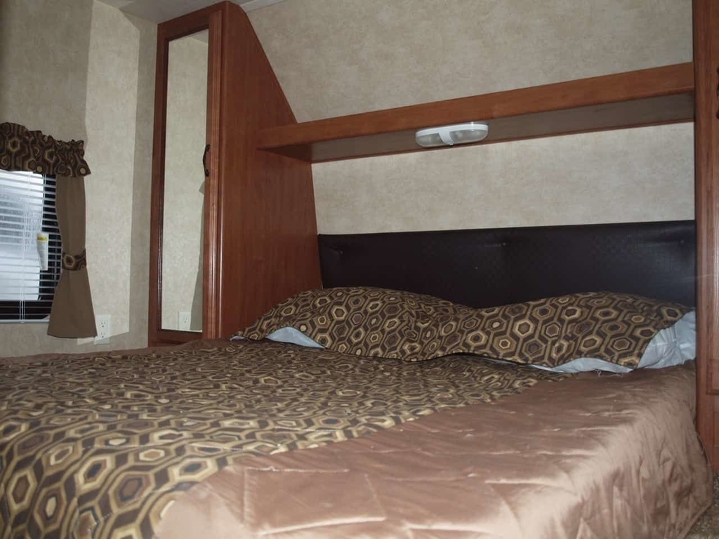 Photo 10 - 2013 Thor Travel Trailer rental photo 12