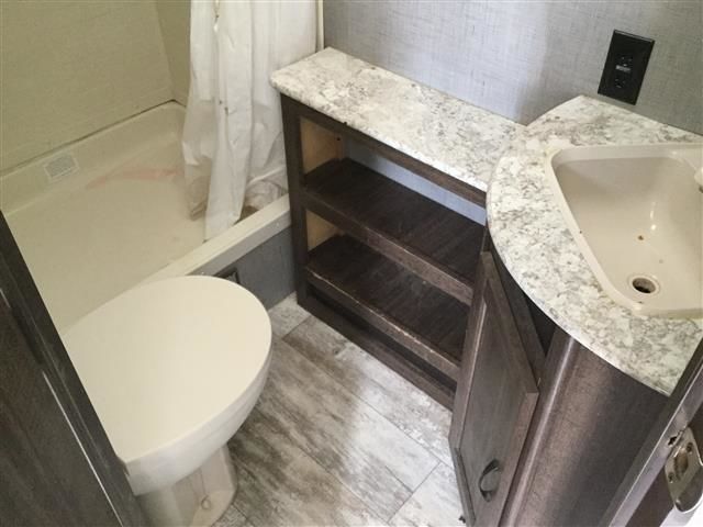 Photo 2 - 2017 Crossroads Travel Trailer rental photo 14