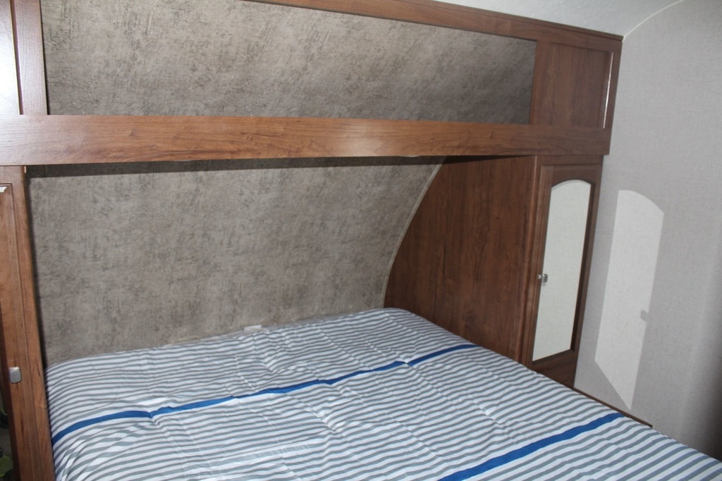 Photo 3 - 2018 Coachmen Travel Trailer rental photo 5