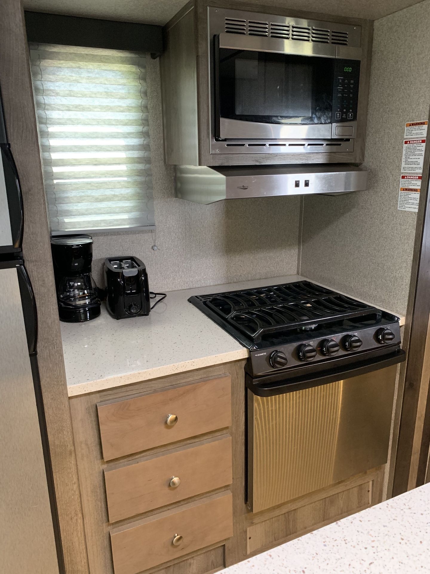 Photo 16 - 2018 Keystone Rv Travel Trailer rental photo 18