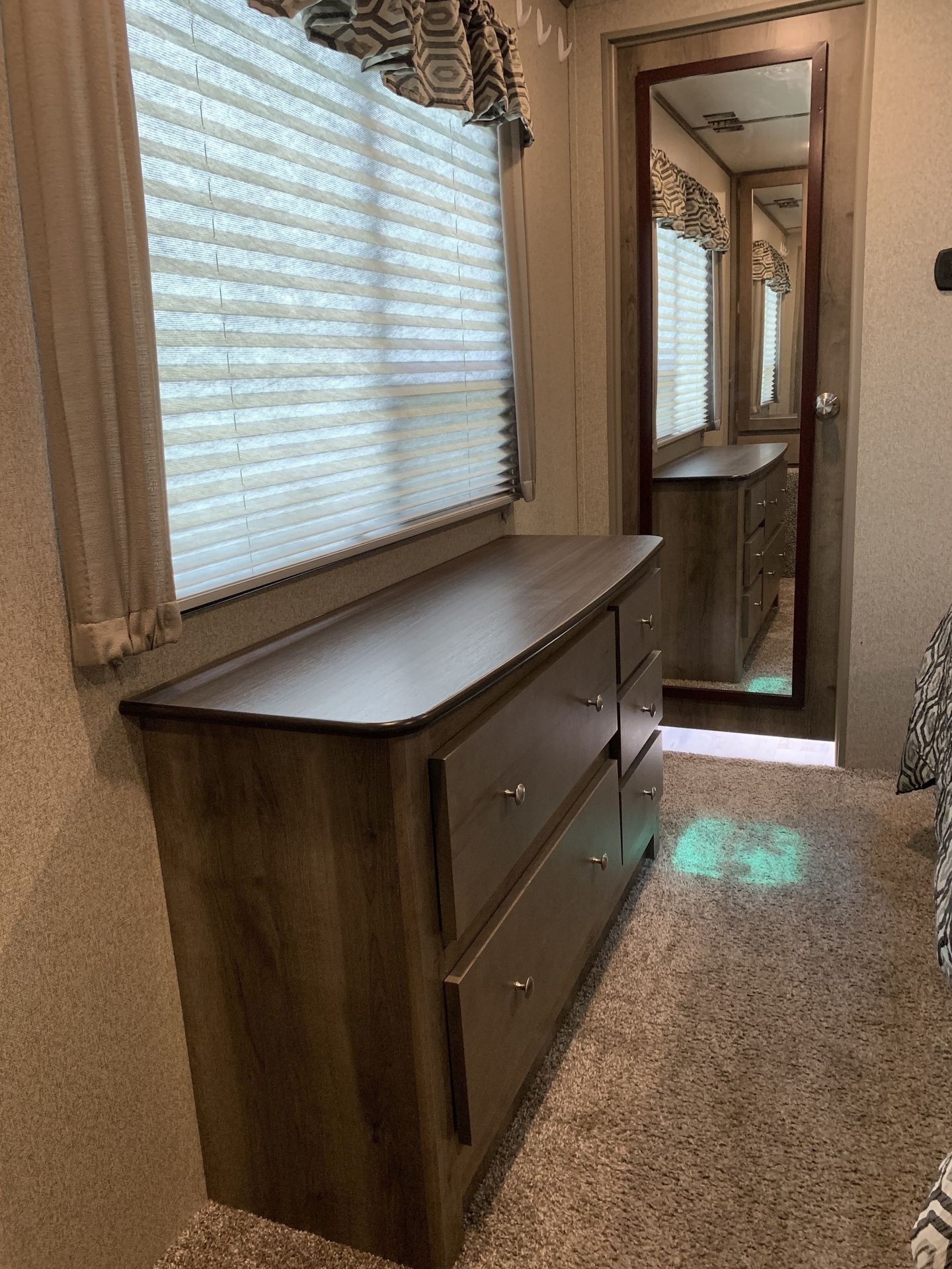 Photo 21 - 2018 Keystone Rv Travel Trailer rental photo 23