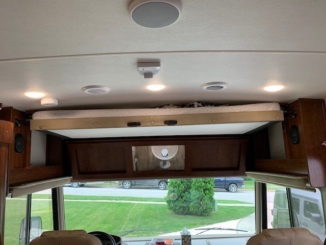 Photo 4 - 2018 Forest River Class A Motorhome rental photo 6