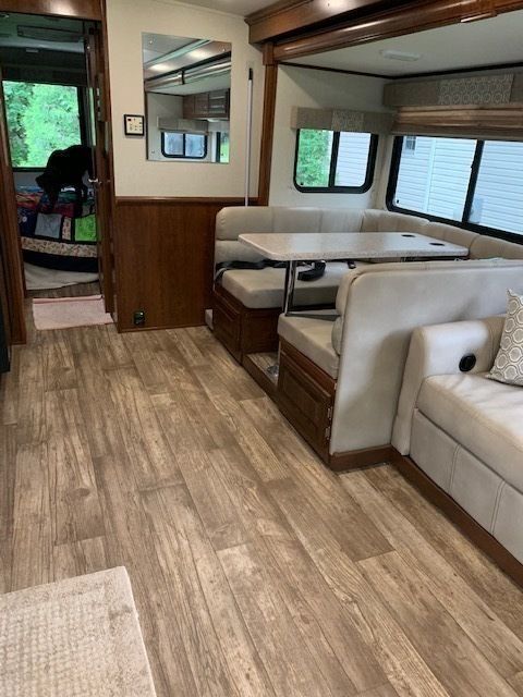 Photo 8 - 2018 Forest River Class A Motorhome rental photo 10