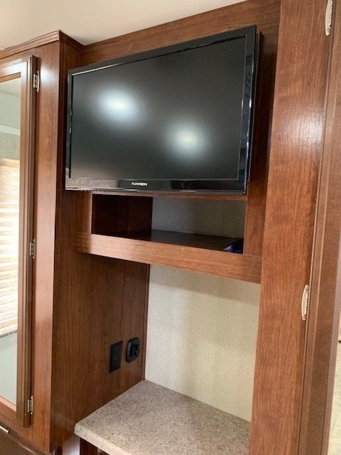 Photo 12 - 2018 Forest River Class A Motorhome rental photo 14