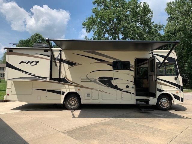 Photo 19 - 2018 Forest River Class A Motorhome rental photo 21