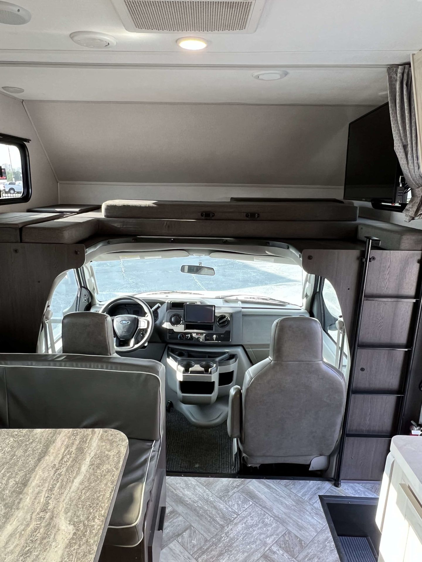Photo 9 - 2020 Forest River Class C Motorhome rental photo 11