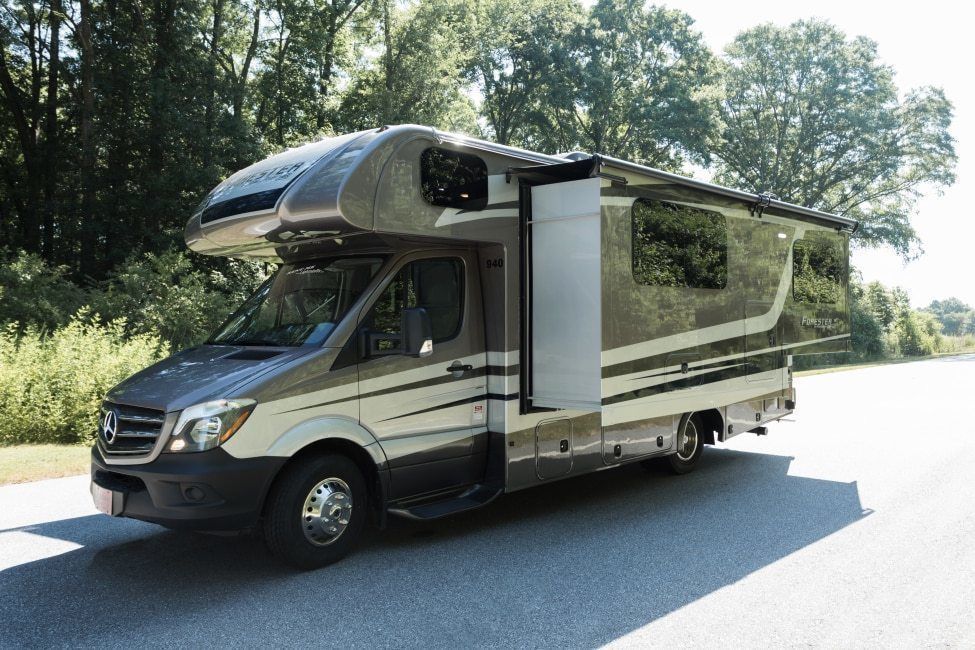 Photo 16 - 2022 Mercedes-Benz Class B Motorhome rental photo 18