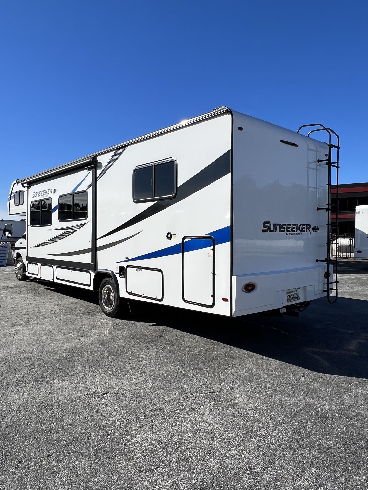 Photo 8 - 2022 Forester Class C Motorhome rental photo 10