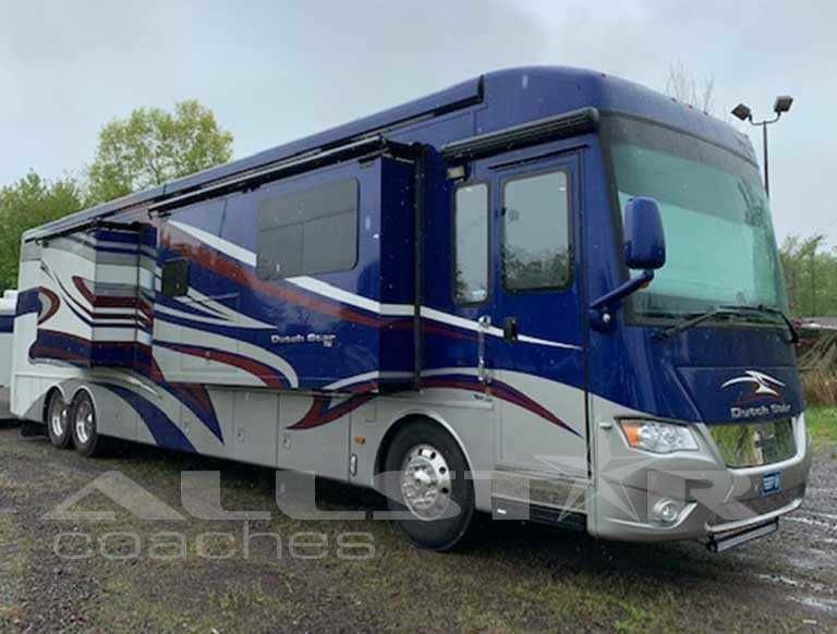 Photo 0 - 2015 Newmar Class A Motorhome rental photo 2