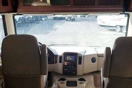 Photo 9 - 2017 Thor Motor Coach Class A Motorhome rental photo 11