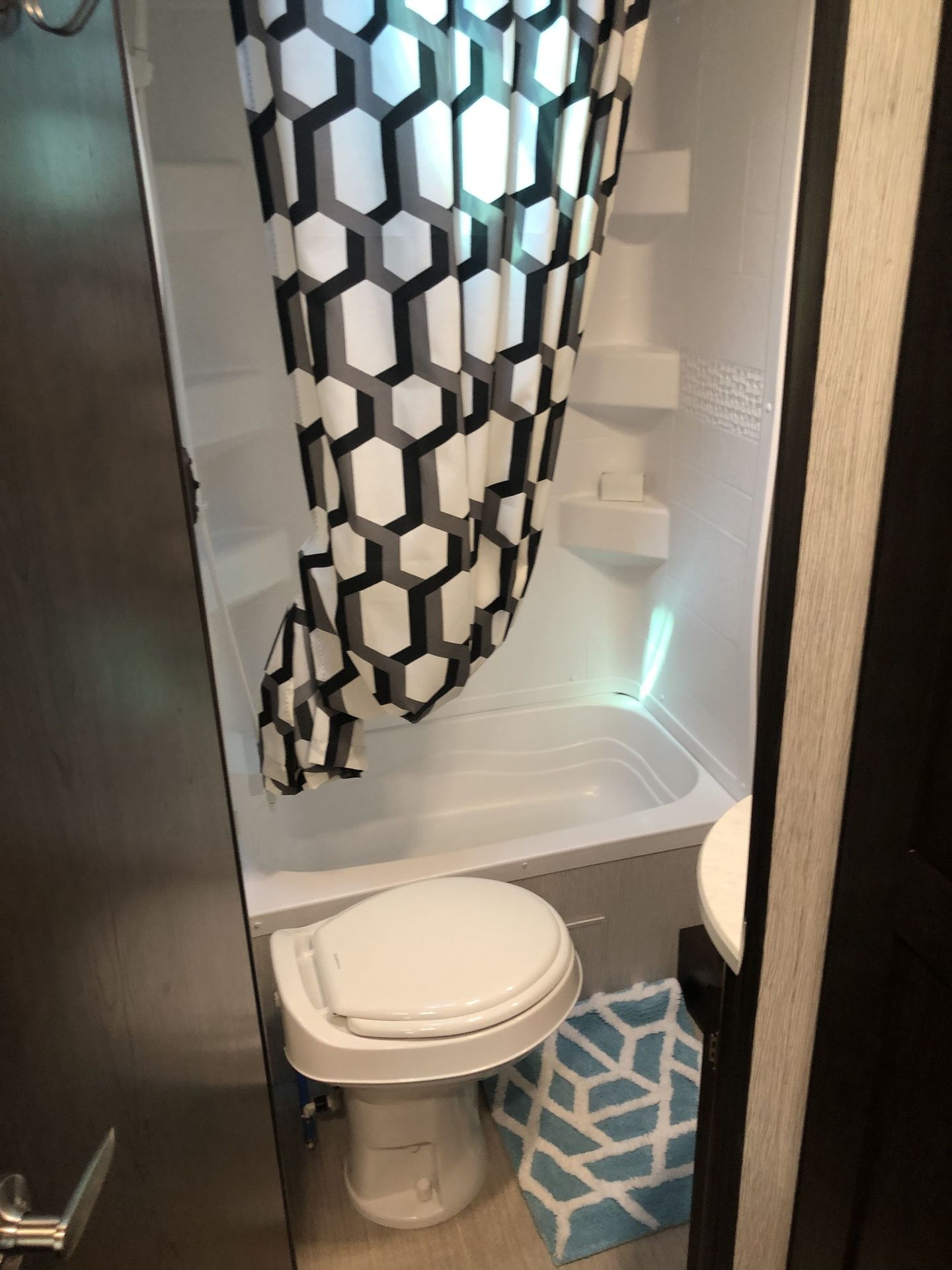 Photo 6 - 2020 Heartland Rv Travel Trailer rental photo 8
