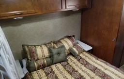 Photo 22 thumbnail 24