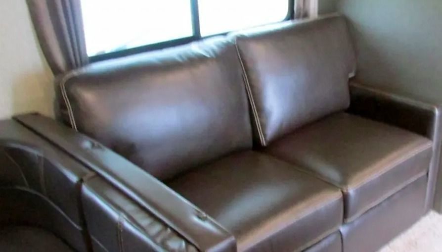Photo 7 - 2019 Keystone Travel Trailer rental photo 9