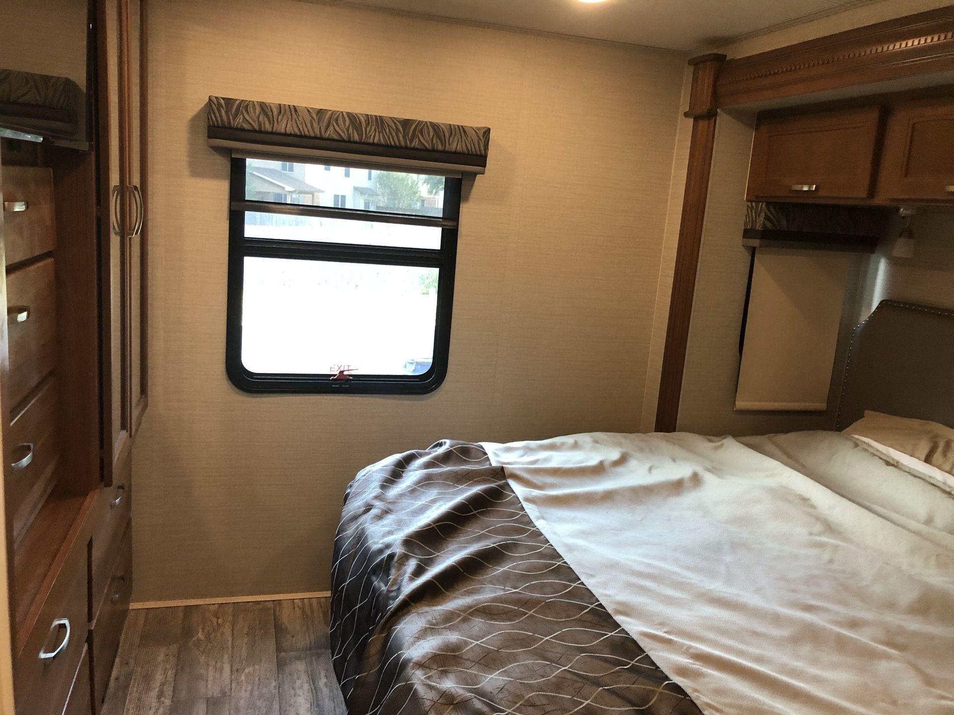 Photo 7 - 2018 Jayco Class A Motorhome rental photo 9