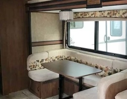 Photo 0 thumbnail 2