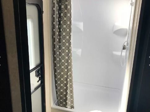 Photo 2 - 2018 Jayco Travel Trailer rental photo 4