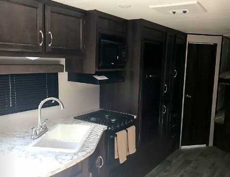 Photo 3 - 2018 Jayco Travel Trailer rental photo 5