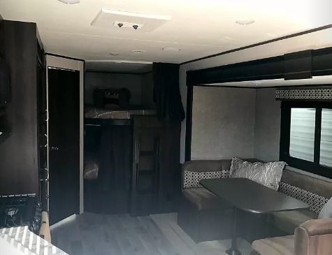 Photo 5 - 2018 Jayco Travel Trailer rental photo 7