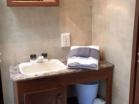 2015 Keystone Hideout 31RBTS Travel Trailer for rent in Auburndale, FL