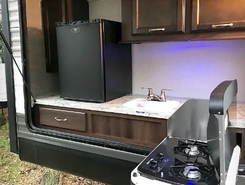 Photo 12 - 2018 Jayco Travel Trailer rental photo 14