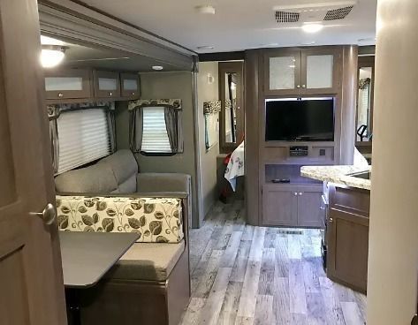 Photo 7 - 2018 Keystone Travel Trailer rental photo 9