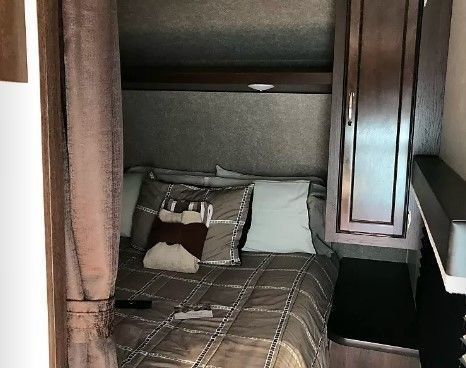 Photo 3 - 2018 Jayco Travel Trailer rental photo 5