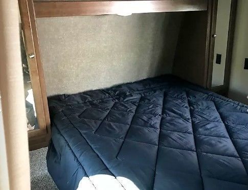 Photo 6 - 2018 Keystone Travel Trailer rental photo 8