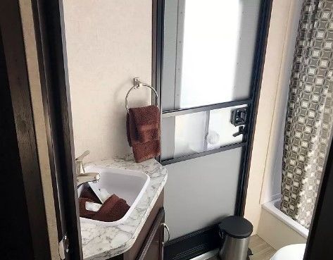 Photo 8 - 2018 Jayco Travel Trailer rental photo 10