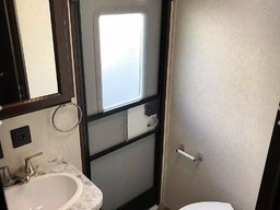 Photo 2 thumbnail 4