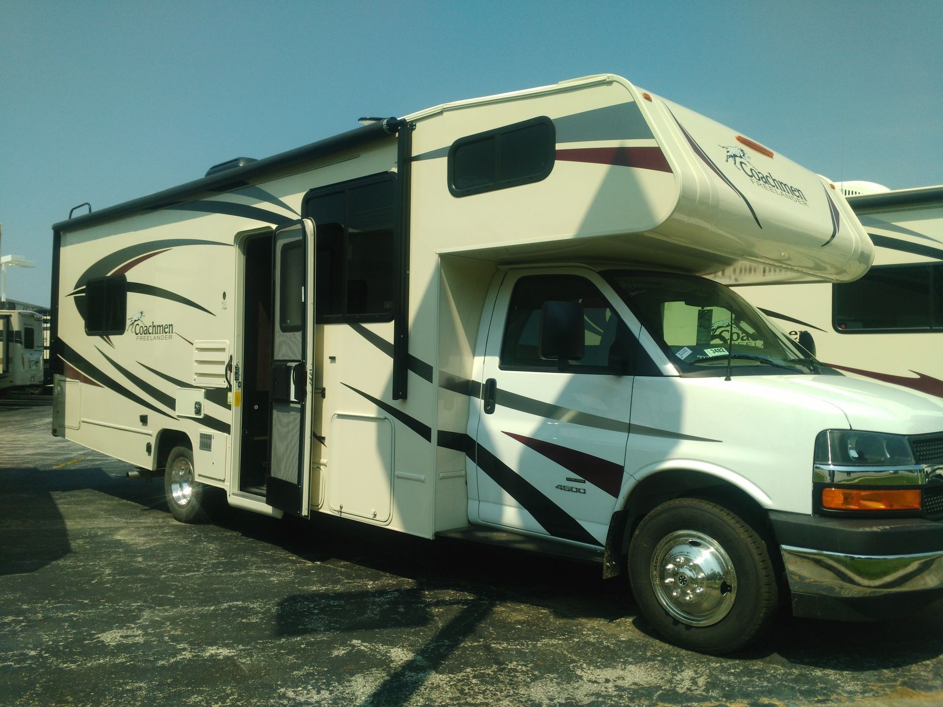 Photo 0 - 2020 Coachmen Class C Motorhome rental photo 2