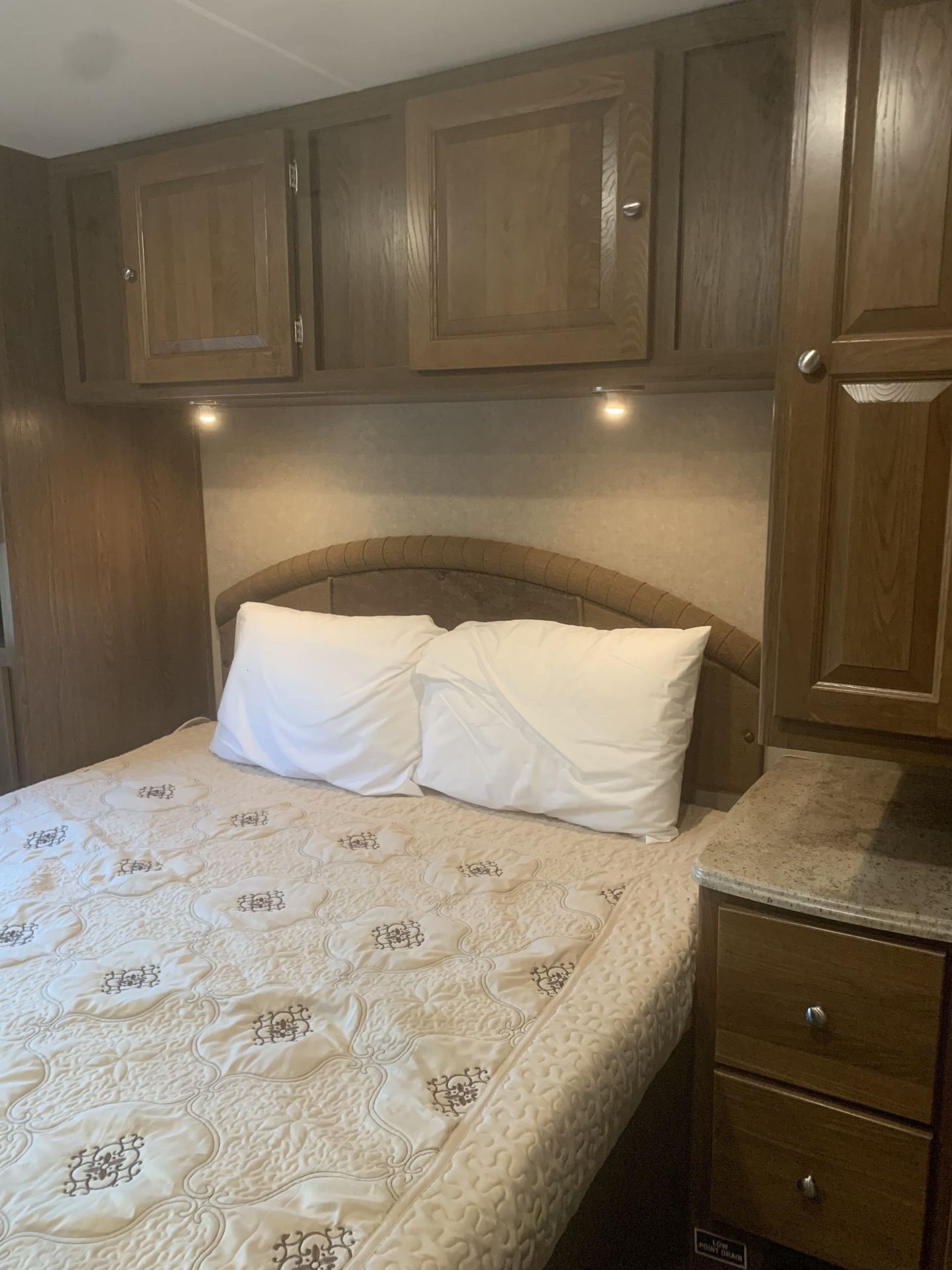 Photo 2 - 2017 Coachmen Class C Motorhome rental photo 4