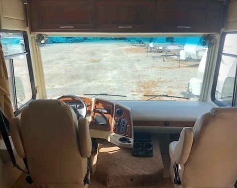 Photo 5 - 2016 Coachmen Class A Motorhome rental photo 7