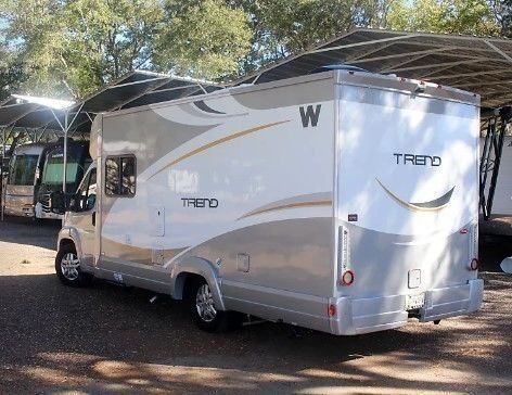 Photo 7 - 2015 Winnebago Class C Motorhome rental photo 9