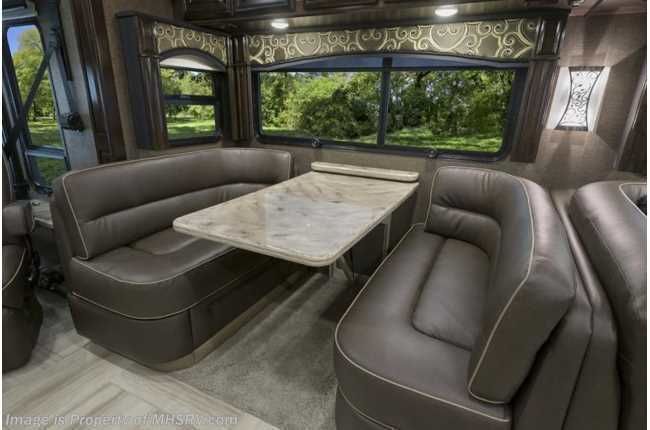 Photo 9 - 2016 Thor Class A Motorhome rental photo 11