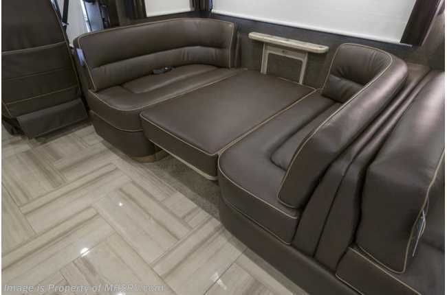 Photo 10 - 2016 Thor Class A Motorhome rental photo 12