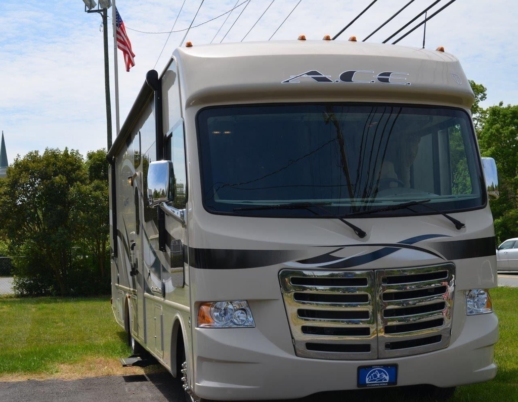 Photo 9 - 2015 Thor Class A Motorhome rental photo 11