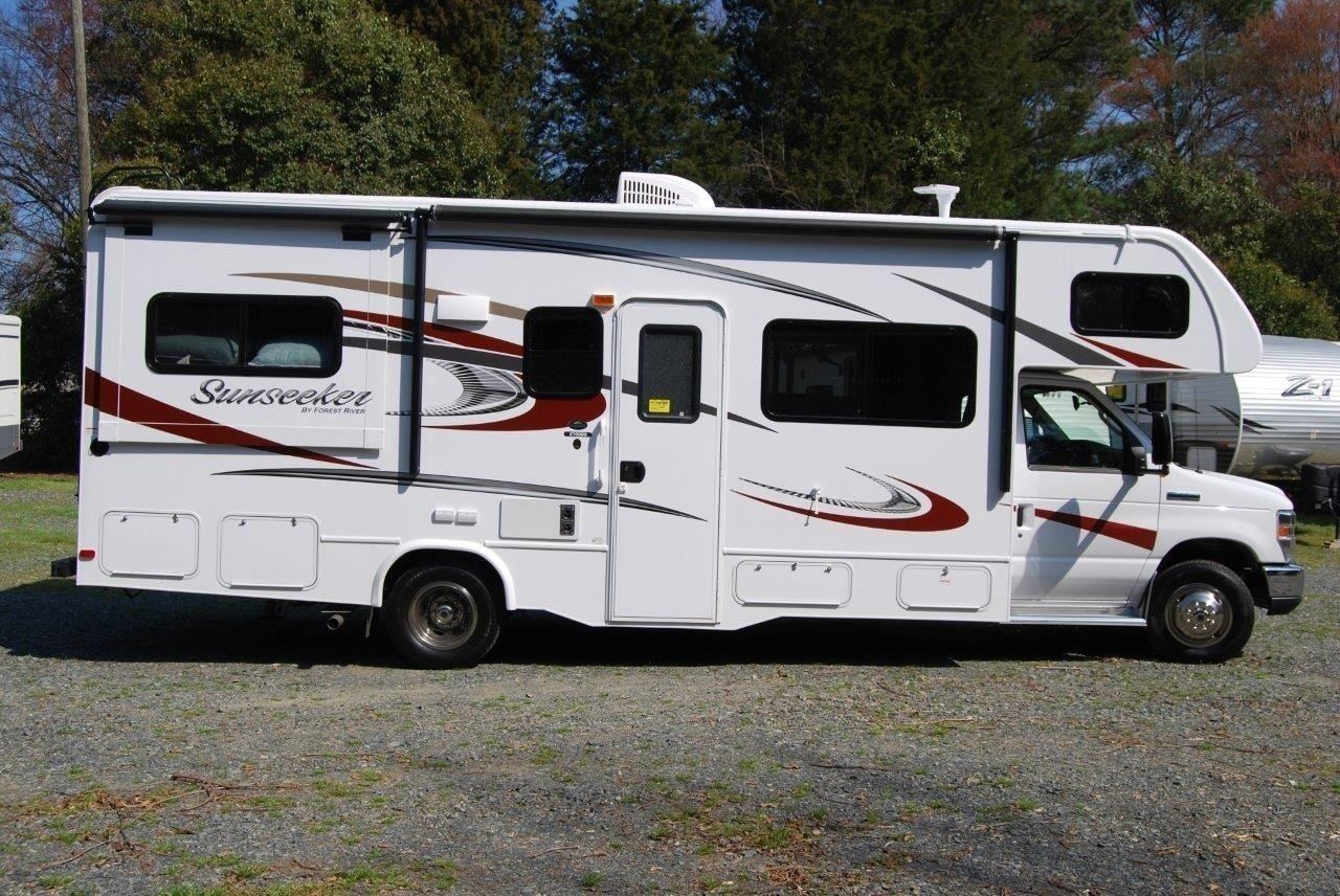 Photo 0 - 2015 Forest River Class C Motorhome rental photo 2