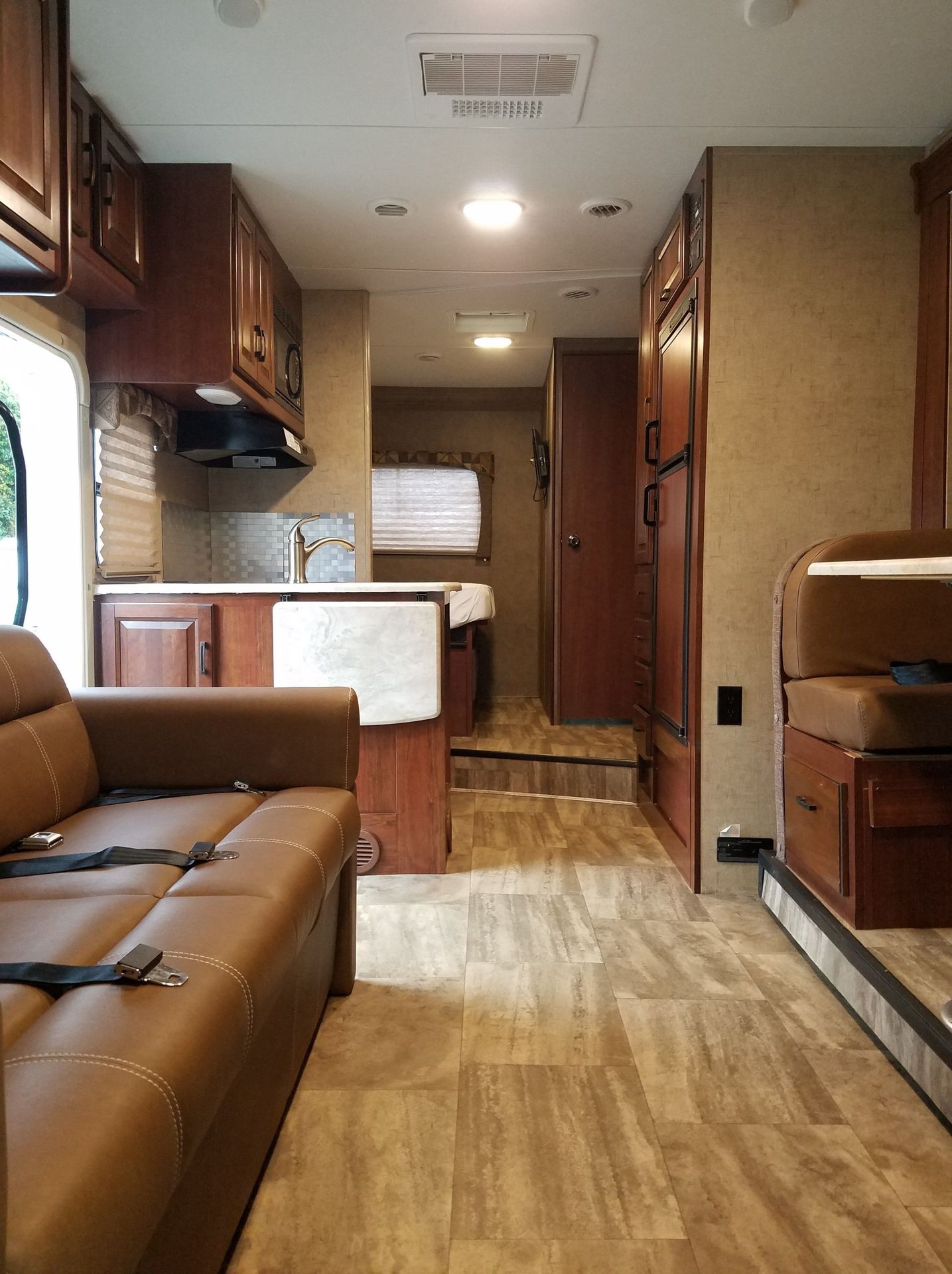 Photo 3 - 2015 Forest River Class C Motorhome rental photo 5