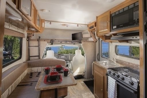 Photo 6 - 2018 Coachmen Class C Motorhome rental photo 8