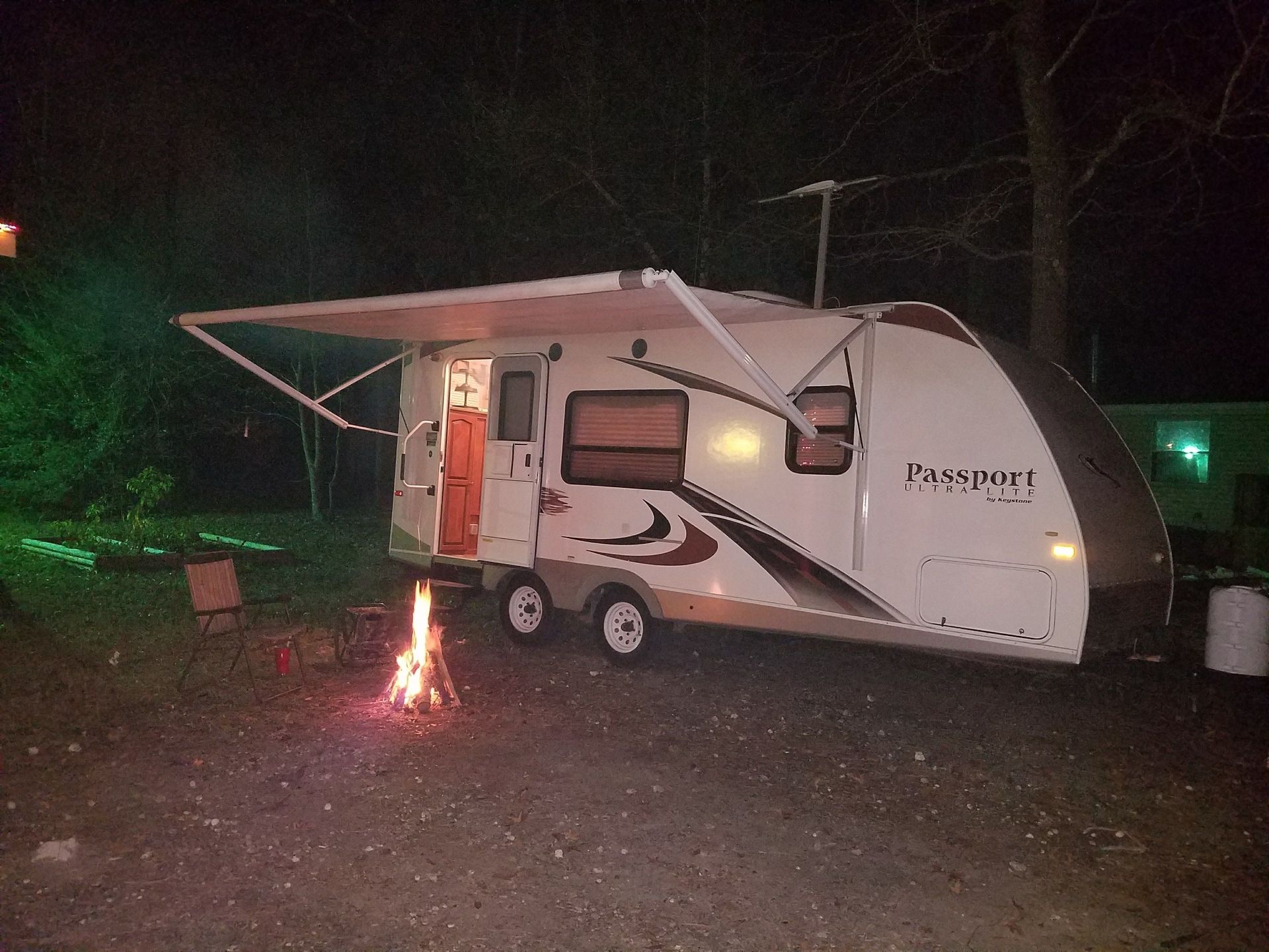 Photo 18 - 2012 Keystone Travel Trailer rental photo 20
