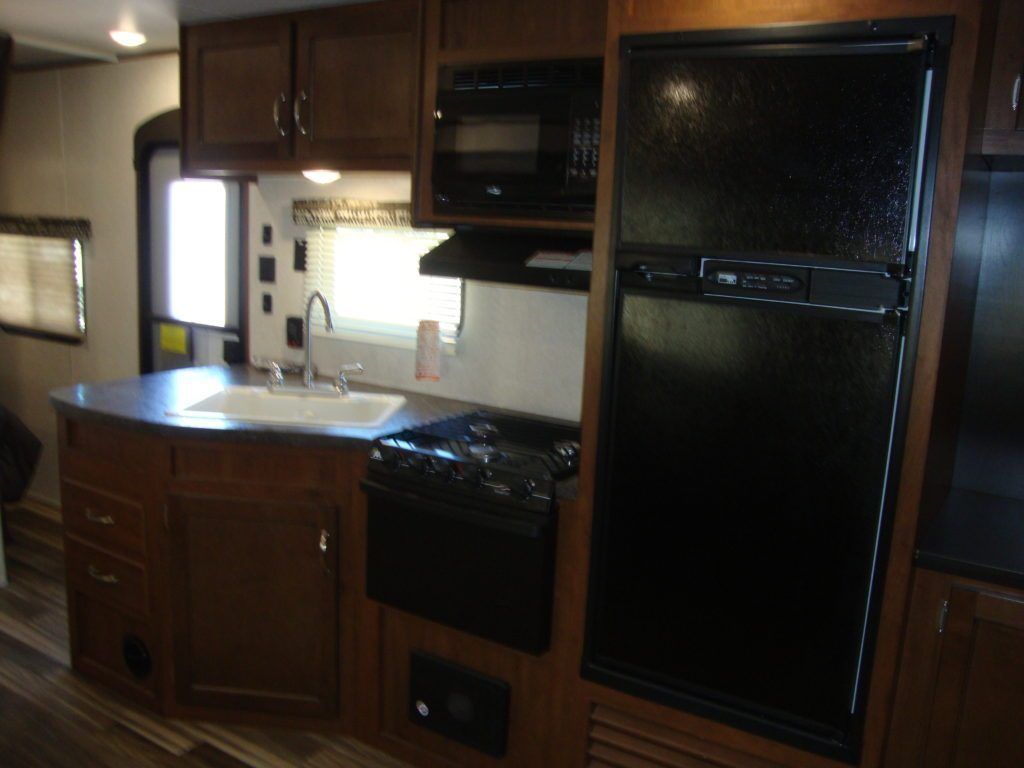 Photo 7 - 2017 Jayco Travel Trailer rental photo 9