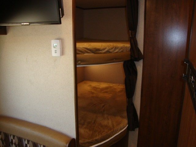 Photo 5 - 2016 Jayco Travel Trailer rental photo 7